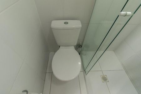 Studio para alugar com 28m², 1 quarto e sem vaga Studio para alugar com 28m², 1 quarto e sem vagaBanheiro Social