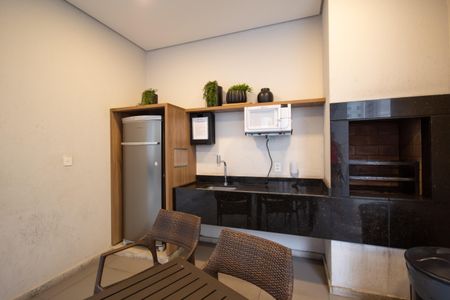 Apartamento para alugar com 70m², 2 quartos e 2 vagas Apartamento para alugar com 70m², 2 quartos e 2 vagasÁrea comum - Churrasqueira
