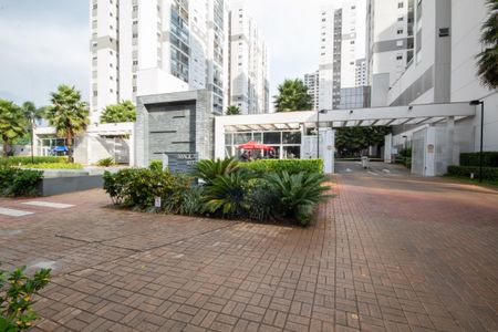 Apartamento para alugar com 70m², 2 quartos e 2 vagas Apartamento para alugar com 70m², 2 quartos e 2 vagasFachada