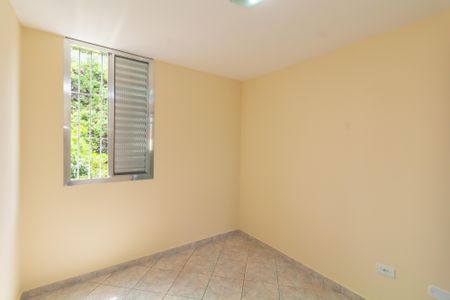 Quarto 1 de apartamento para alugar com 2 quartos, 50m² em Conjunto Habitacional Juscelino Kubitscheck de Oliveira, São Paulo