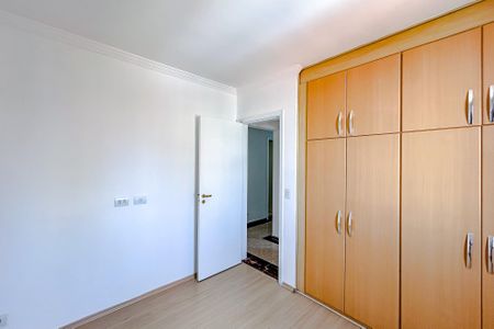 Apartamento à venda com 90m², 4 quartos e 2 vagasQuarto 2