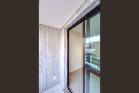 Apartamento para alugar com 52m², 2 quartos e 1 vagaVaranda