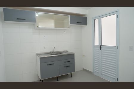 Cozinha de apartamento para alugar com 1 quarto, 44m² em Picanço, Guarulhos