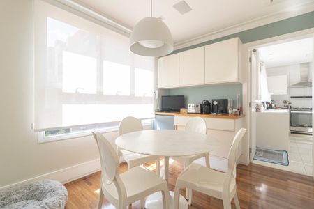 Apartamento à venda com 292m², 3 quartos e 5 vagasCopa