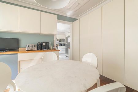 Apartamento à venda com 292m², 3 quartos e 5 vagasCopa