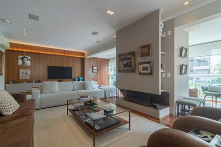 Apartamento à venda com 292m², 3 quartos e 5 vagasSala