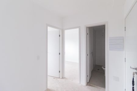 Sala de apartamento para alugar com 2 quartos, 39m² em Jardim Copiuva, Carapicuíba
