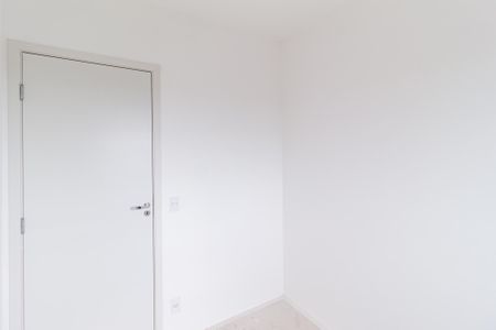 Quarto 2 de apartamento para alugar com 2 quartos, 39m² em Jardim Copiuva, Carapicuíba