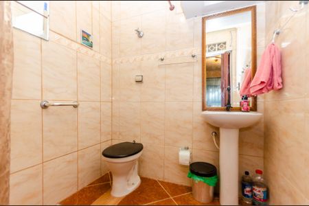 Casa à venda com 300m², 3 quartos e 4 vagas Casa à venda com 300m², 3 quartos e 4 vagasBanheiro - Casa 2