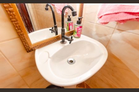 Casa à venda com 300m², 3 quartos e 4 vagas Casa à venda com 300m², 3 quartos e 4 vagasBanheiro - Casa 2