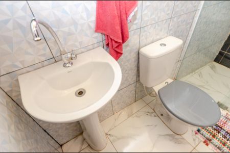 Casa à venda com 300m², 3 quartos e 4 vagas Casa à venda com 300m², 3 quartos e 4 vagasBanheiro 1 - Casa 1