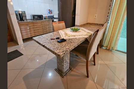 Apartamento para alugar com 58m², 2 quartos e 1 vagaSala/Cozinha