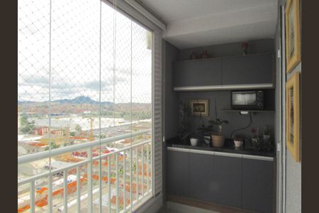 Apartamento à venda com 70m², 3 quartos e 2 vagasVaranda