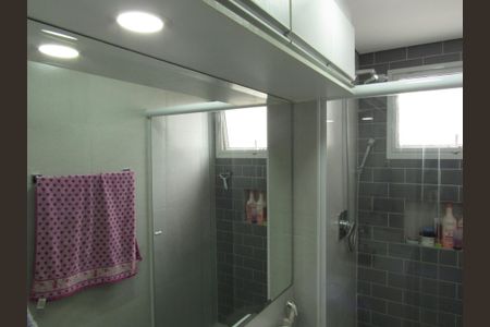 Apartamento à venda com 70m², 3 quartos e 2 vagasBanheiro 2