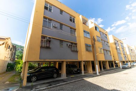 Apartamento à venda com 60m², 1 quarto e 1 vaga Apartamento à venda com 60m², 1 quarto e 1 vagaFachada