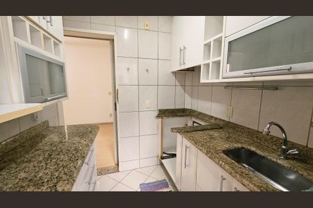 Apartamento para alugar com 70m², 3 quartos e 1 vaga