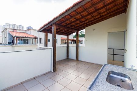 Apartamento à venda com 100m², 2 quartos e 1 vaga