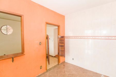 Casa para alugar com 100m², 2 quartos e sem vagaCozinha e Área de Serviço