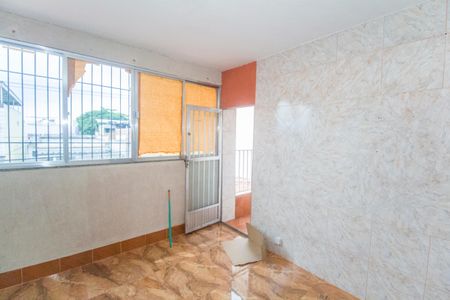 Casa para alugar com 100m², 2 quartos e sem vagaSala