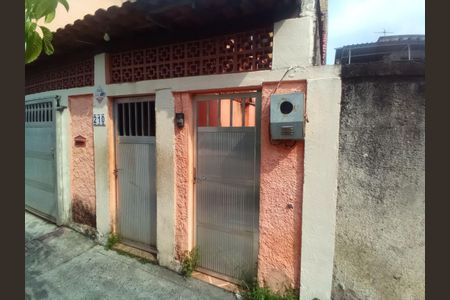 Casa para alugar com 100m², 2 quartos e sem vagaFachada