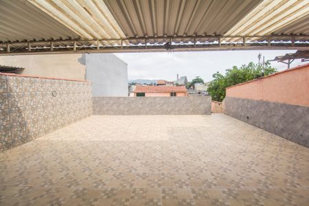 Casa para alugar com 100m², 2 quartos e sem vagaÁrea externa