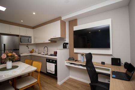 Sala de apartamento à venda com 1 quarto, 37m² em Vila Palmeiras, São Paulo