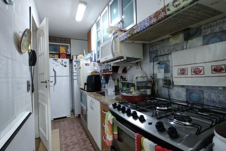 Apartamento para alugar com 60m², 2 quartos e 1 vaga Apartamento para alugar com 60m², 2 quartos e 1 vagaCozinha - Armários