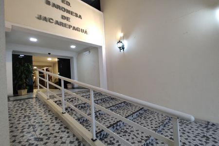 Apartamento para alugar com 60m², 2 quartos e 1 vaga Apartamento para alugar com 60m², 2 quartos e 1 vagaHall de entrada