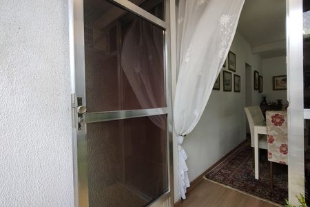 Apartamento para alugar com 60m², 2 quartos e 1 vaga Apartamento para alugar com 60m², 2 quartos e 1 vagaVaranda