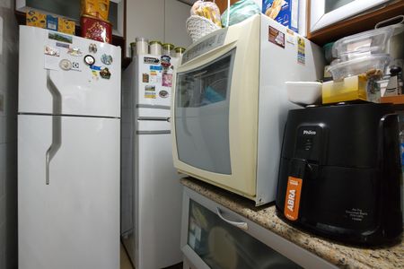 Apartamento para alugar com 60m², 2 quartos e 1 vaga Apartamento para alugar com 60m², 2 quartos e 1 vagaCozinha - Armários