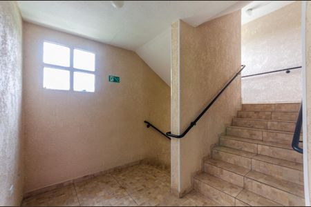 Apartamento para alugar com 48m², 2 quartos e 1 vagaEscada