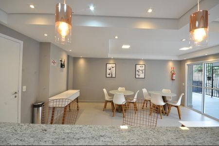 Apartamento à venda com 44m², 2 quartos e sem vagaÁrea comum - Salão de festas