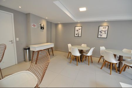 Apartamento à venda com 44m², 2 quartos e sem vagaÁrea comum - Salão de festas