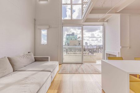 Apartamento para alugar com 92m², 1 quarto e 2 vagasSala