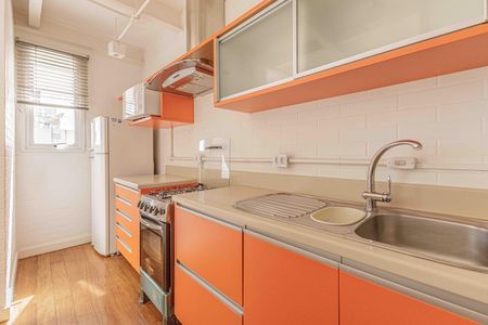 Apartamento para alugar com 92m², 1 quarto e 2 vagasCozinha