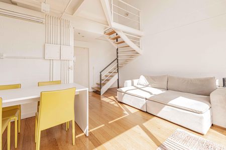 Apartamento para alugar com 92m², 1 quarto e 2 vagasSala