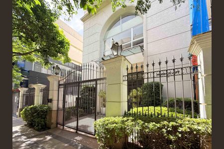 Apartamento para alugar com 92m², 1 quarto e 2 vagasFachada