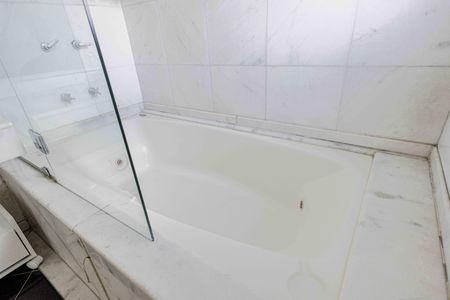 Apartamento para alugar com 92m², 1 quarto e 2 vagasBanheiro da Suíte