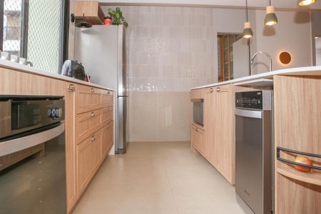 Sala e Cozinha de apartamento à venda com 3 quartos, 131m² em Perdizes, São Paulo