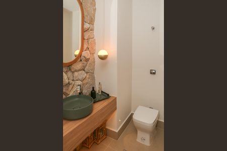 Apartamento à venda com 131m², 3 quartos e 1 vaga Apartamento à venda com 131m², 3 quartos e 1 vagaLavabo