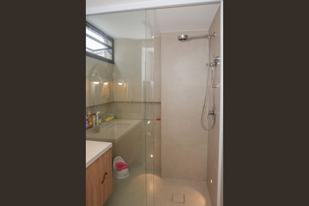 Apartamento à venda com 131m², 3 quartos e 1 vaga Apartamento à venda com 131m², 3 quartos e 1 vagaBanheiro Social