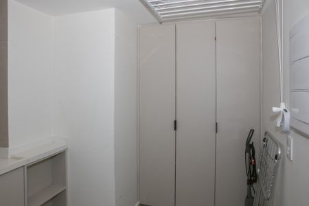 Apartamento à venda com 131m², 3 quartos e 1 vaga Apartamento à venda com 131m², 3 quartos e 1 vagaÁrea de Serviço