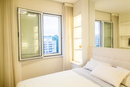 Apartamento para alugar com 126m², 3 quartos e 2 vagas Apartamento para alugar com 126m², 3 quartos e 2 vagasSuíte