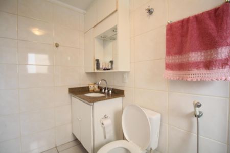 Apartamento à venda com 100m², 2 quartos e 2 vagasBanheiro 
