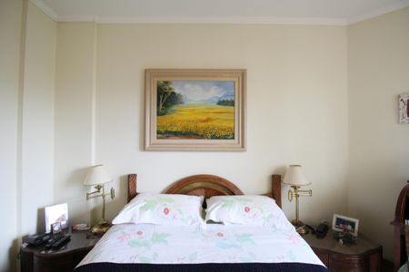 Apartamento à venda com 100m², 2 quartos e 2 vagasSuíte