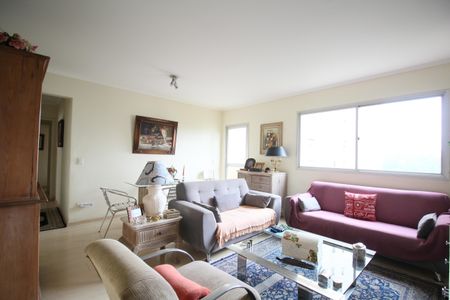 Apartamento à venda com 100m², 2 quartos e 2 vagasSala