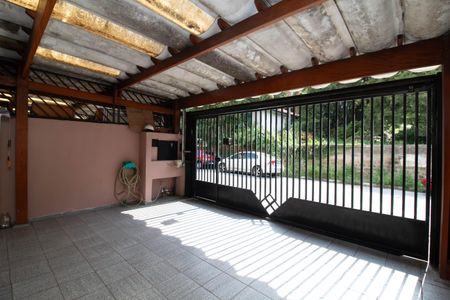 Casa à venda com 90m², 2 quartos e 2 vagas Casa à venda com 90m², 2 quartos e 2 vagasGaragem