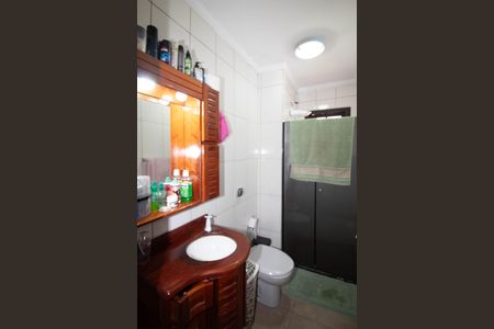 Casa à venda com 90m², 2 quartos e 2 vagas Casa à venda com 90m², 2 quartos e 2 vagasBanheiro