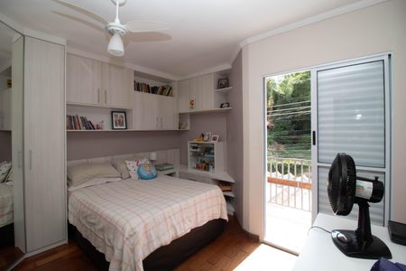 Casa à venda com 90m², 2 quartos e 2 vagas Casa à venda com 90m², 2 quartos e 2 vagasQuarto 2