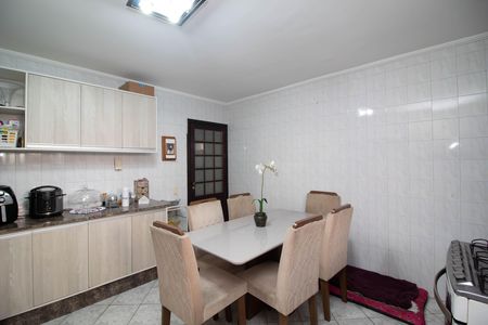 Casa à venda com 90m², 2 quartos e 2 vagas Casa à venda com 90m², 2 quartos e 2 vagasCozinha